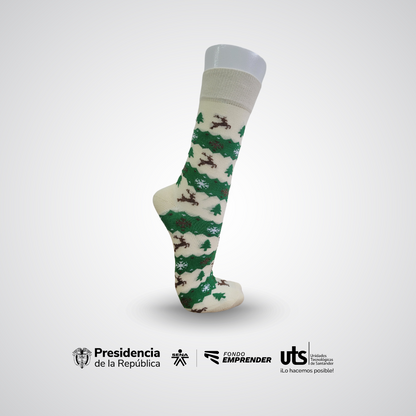 PACK MEDIAS 4 PARES NAVIDAD  POR TAN SOLO $87.900🎄🧦🎁 PARA TI Y PARA REGALAR