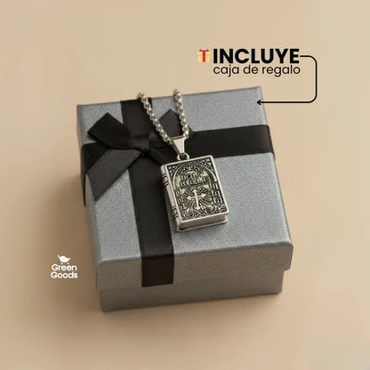 Collar Grabado con El Padre Nuestro – Lleva tu Fé siempre contigo