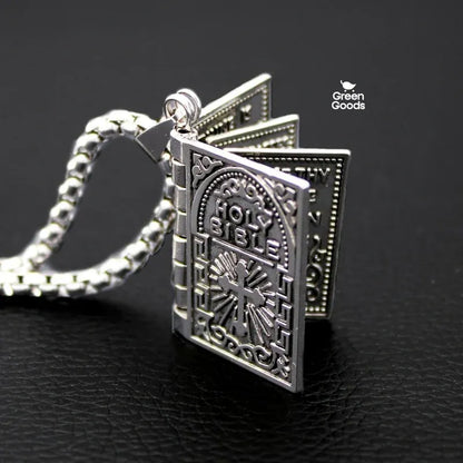 Collar Grabado con El Padre Nuestro – Lleva tu Fé siempre contigo